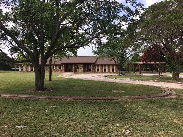 1st image of 701 Quail Hill Dr