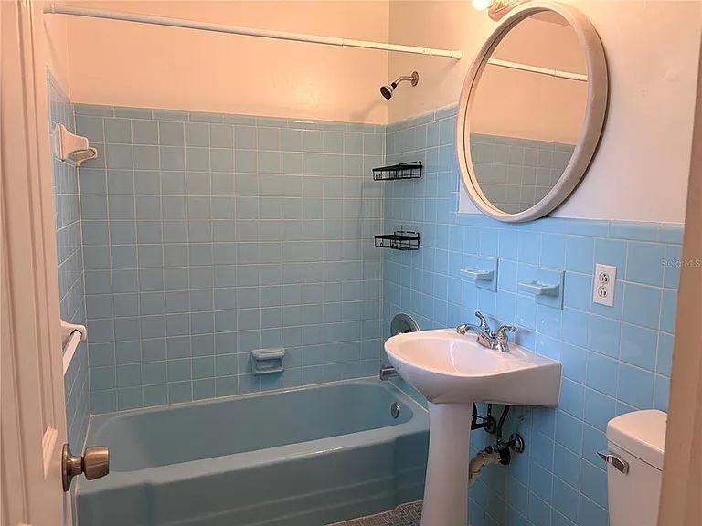 1320 Hartley Ave — Photo 12
