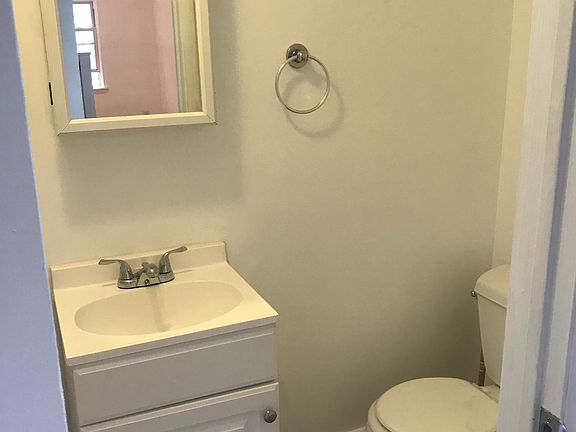 5th image of 1235 E Berks St #2