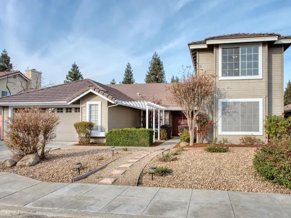 2559 Dennis Ave, Clovis, CA 93611