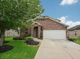 811 Butterfly Ln, Rosenberg, TX 77469