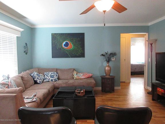 4th image of 411 Lasalle Blvd