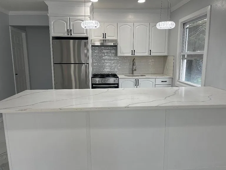 137 Pacific Blvd #A — Photo 3