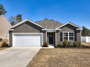 1194 Mulligan Dr, Manning, SC 29102