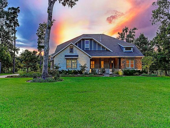 Welcome home to the Prestigious Reserve in Benders Landing Estates!