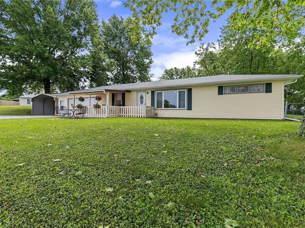 713 S Camden St, Richmond, MO 64085
