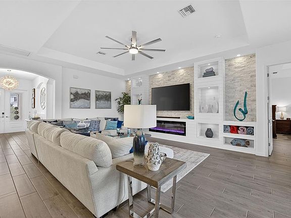 3rd image of 25024 LONGMEADOW DRIVE