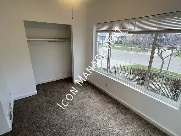 5th image of 132 Reed Ave #1