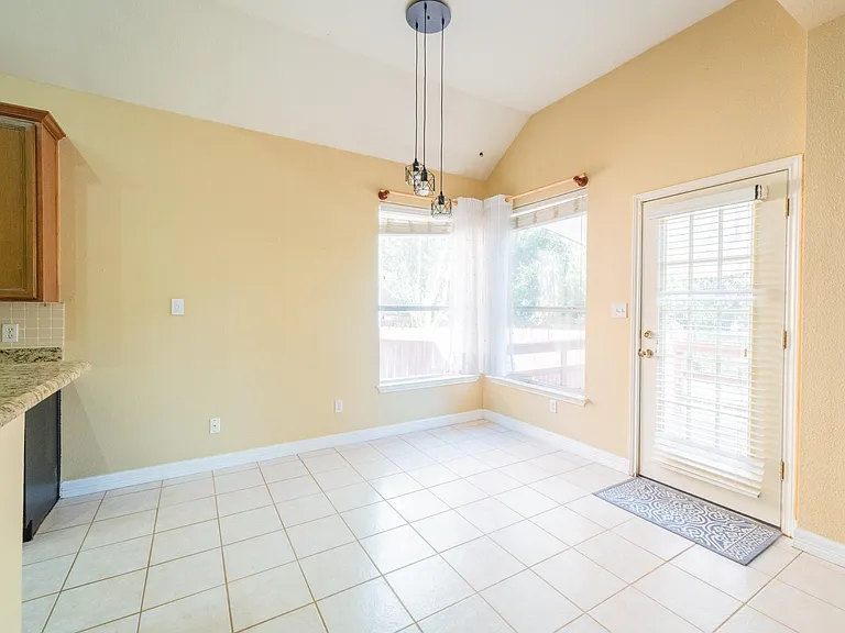 1108 Antelope Rdg — Photo 12