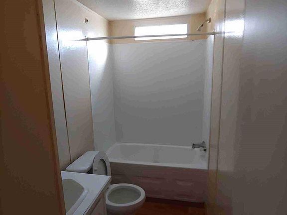 5th image of 1504 N Winfree St Trailer 28