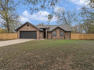 134 Laumaia Ln, Bastrop, TX 78602