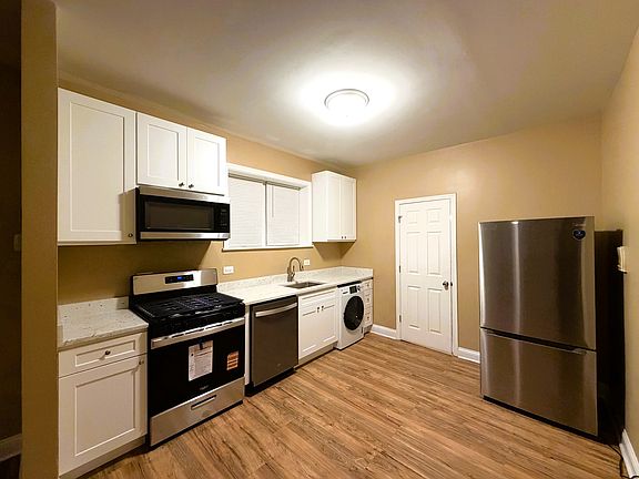 5th image of 1820 W 18th St APT 1R
