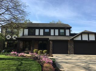 3715 Russett Ln, Northbrook, IL 60062