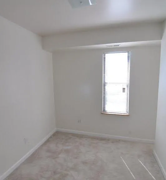 32005 W Twelve Mile Rd — Photo 3