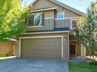 3721 NW 121st Cir, Vancouver, WA 98685