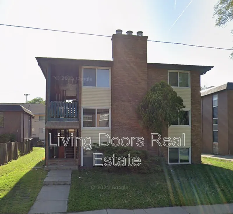 2 bed, 1.0 bath, 710 sqft, $795 — Photo 1