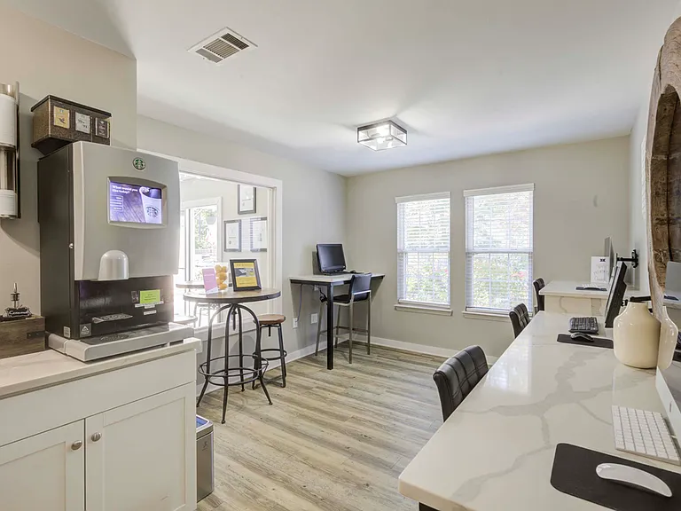 Quad Apartment Homes — Photo 8