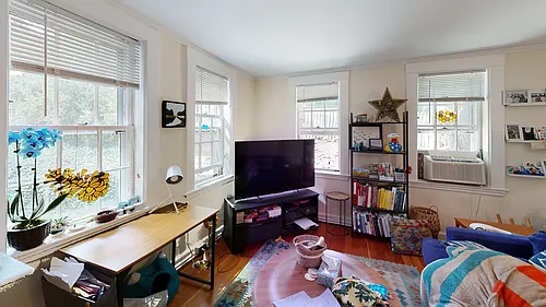 38 Gibson St #3B Photo 1