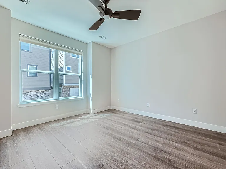 567 Canary Ln — Photo 20