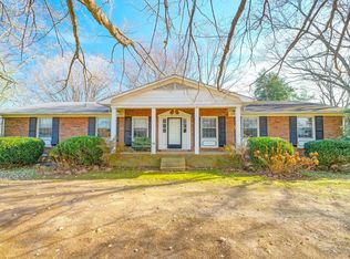 2421 Zion Rd, Columbia, TN 38401