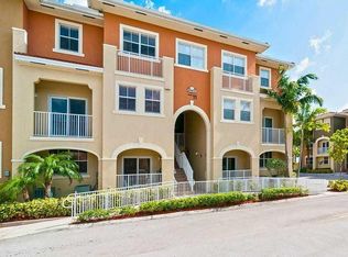 8800 NW 107th Ct, Miami, FL 33178