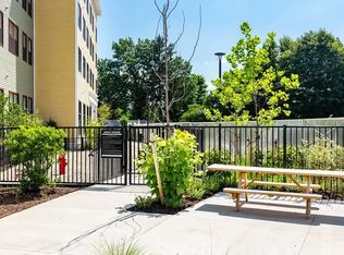 75 Cowles Ln #75, Amherst, MA 01002