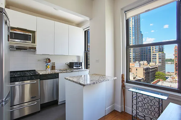 Rented by Brown Harris Stevens | media 2