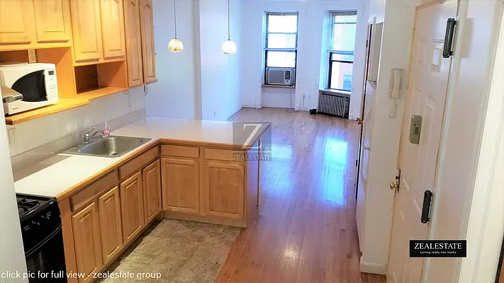 Rented by ZealEstate Group Inc | media 78