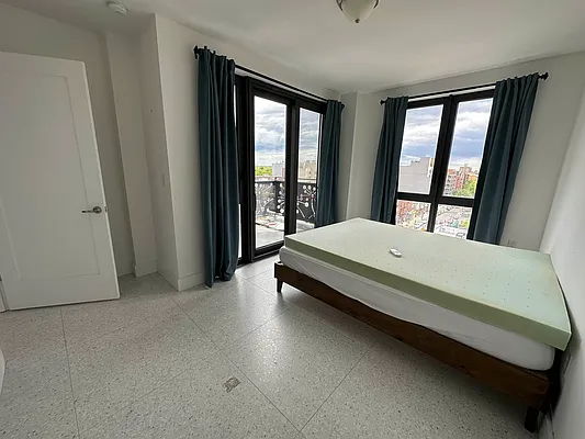 Rented by Marquis Real Estate Services | media 4