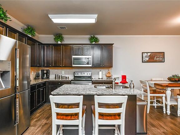5th image of 5438 Sycamore Ct