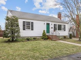 16 Iverson Rd, Beverly, MA 01915