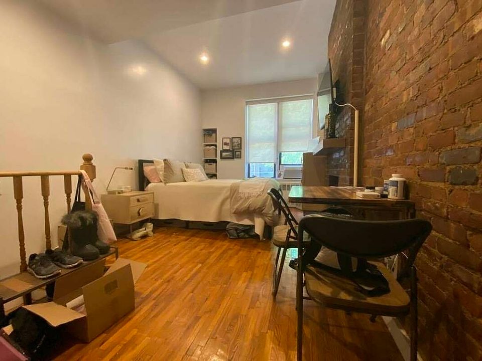 1st image of 247 W 15th St APT 1A