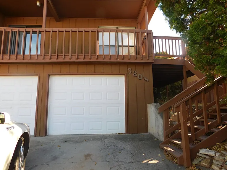 380 1/2 Ridge View Dr — Photo 2