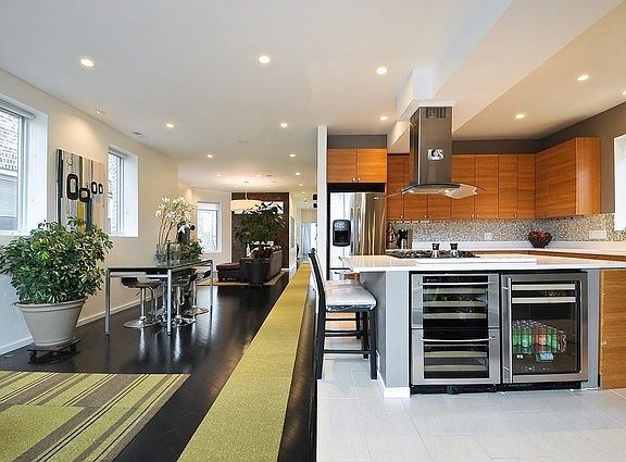 3rd image of 1234 W Hood Ave APT 3