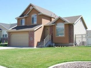 216 E 1525 N, Layton, UT 84041