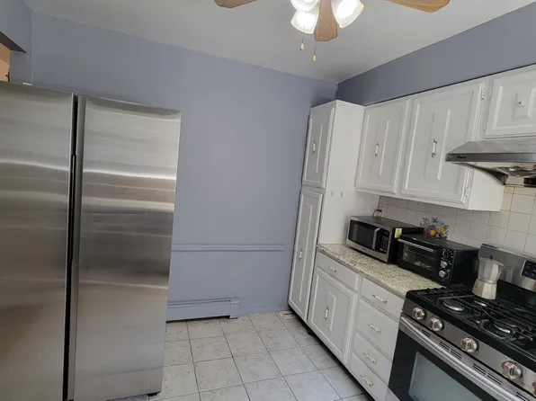 6201 Spencer Terrace image 12 of 26