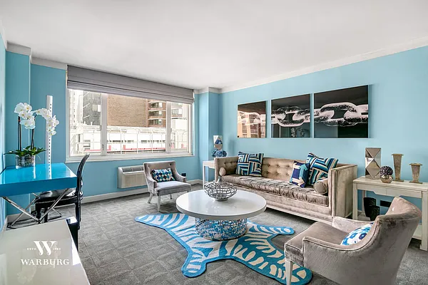 Rented by Warburg | media 8