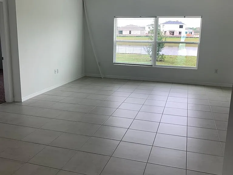 250 Zircon Rd — Photo 9
