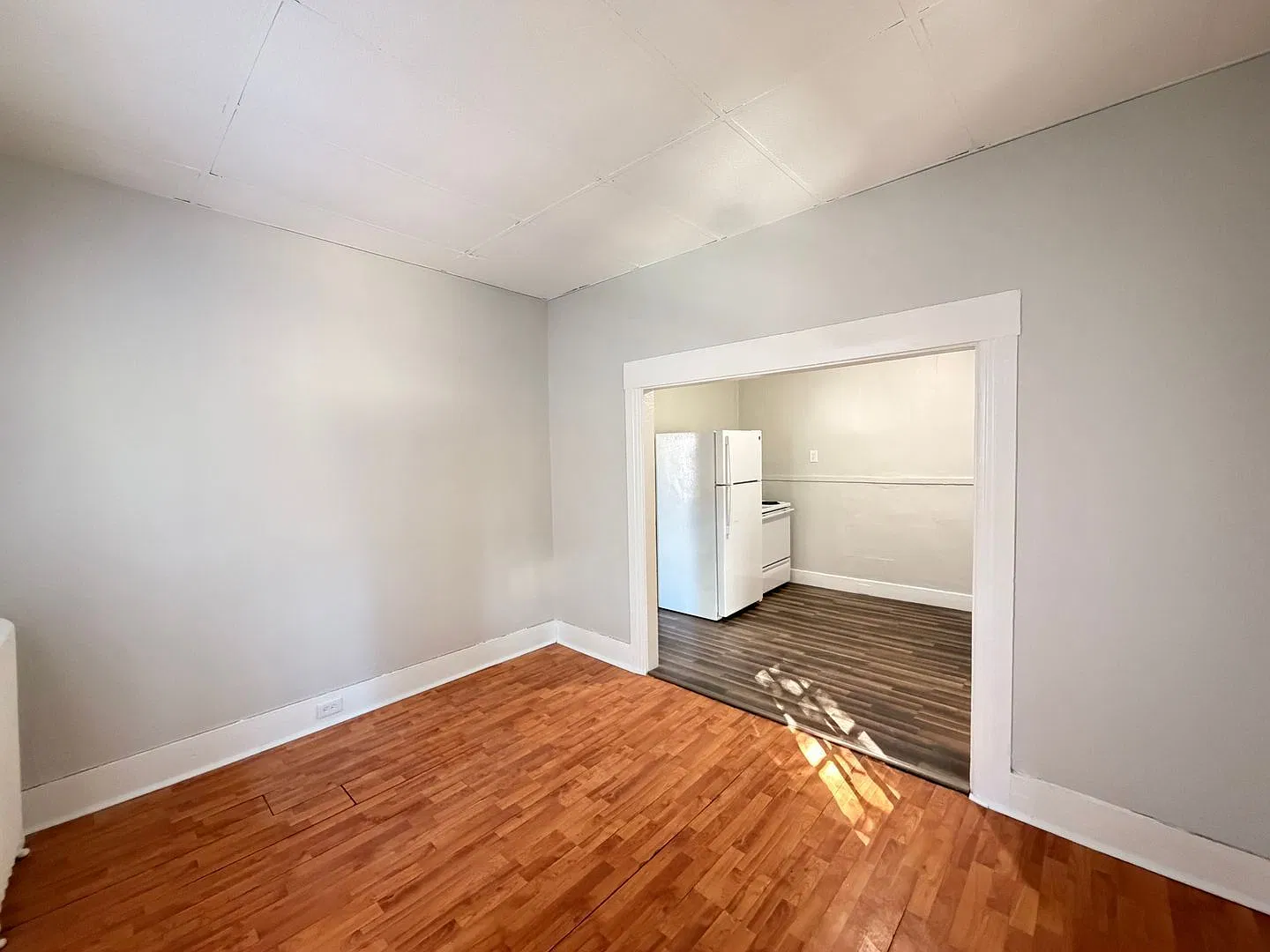 1 bed, 1.0 bath, 500 sqft, $1,375 — Photo 2