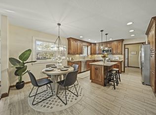 6137 Holywell Dr, Dublin, OH 43017