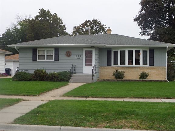 2nd image of 614 N Palm St