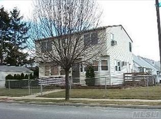 43 Ketcham Ave, Hicksville, NY 11801