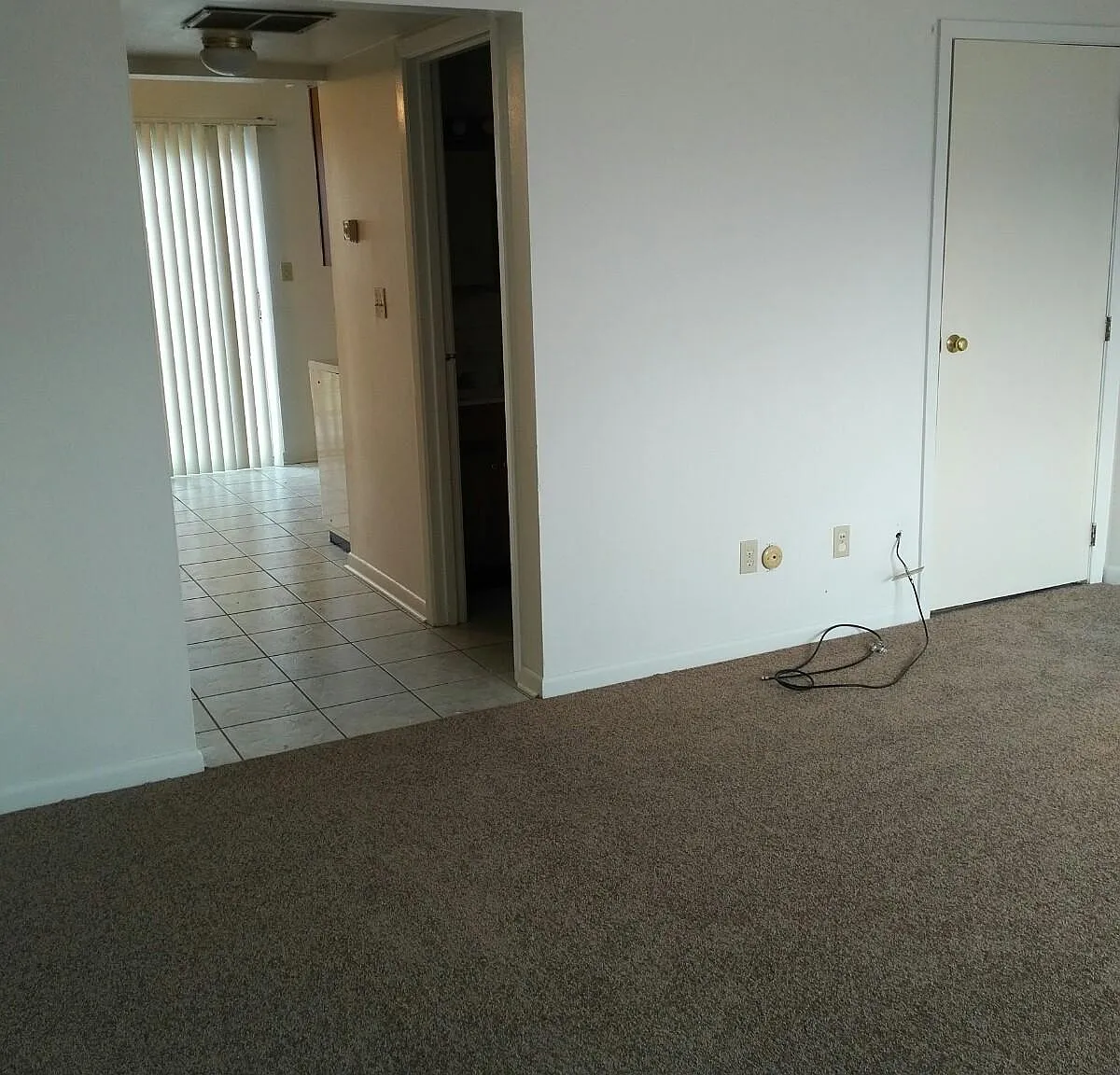 2159 Lake Glen Ct — Photo 1