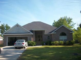 9321 Live Oak Ave, Ocean Springs, MS 39564