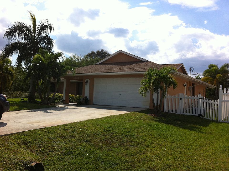 1st image of 1824 SW Cameo Blvd