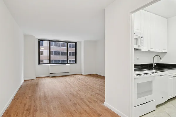 211 West 56th Street #J3