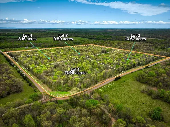 S 725th Rd, Stockton, MO 65785