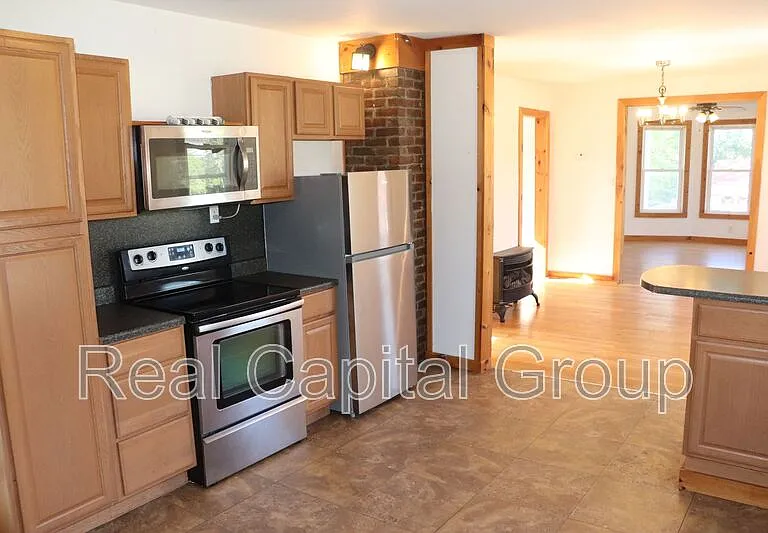 5 Ferris St #2 — Photo 10