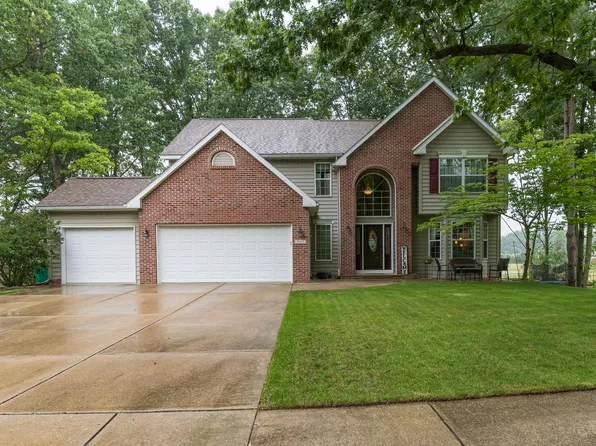 1167 Chaucer Ave, Portage, MI 49002