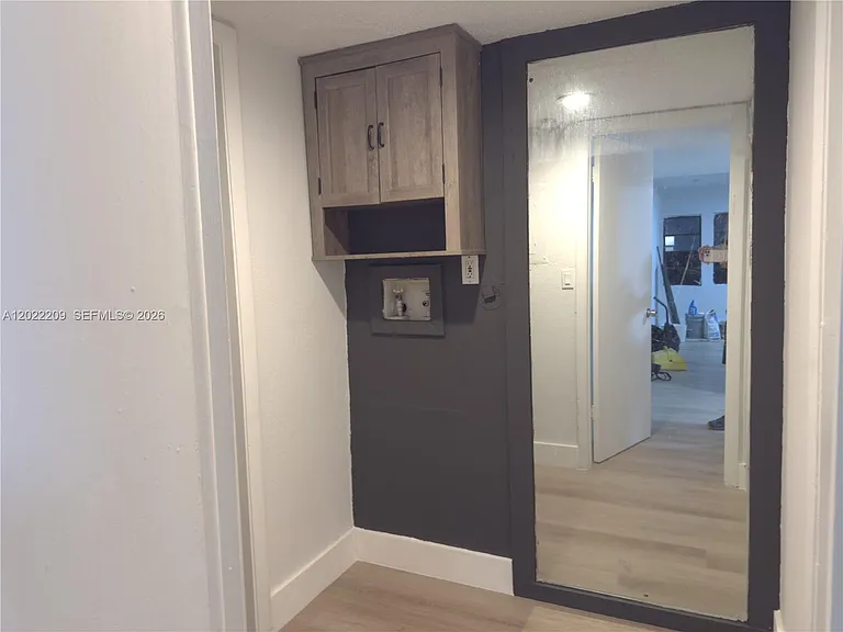 1309 NW 8th Ave — Photo 5